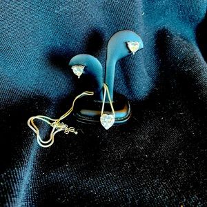 NWOT Heart shaped rhinestone crystals necklace & matching earrings 💎